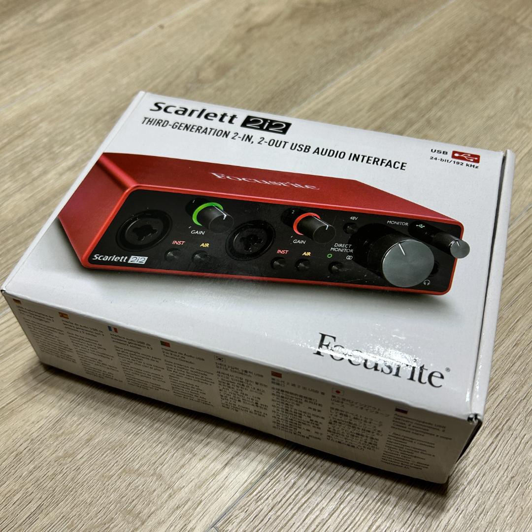 【美品】Focusrite Scarlett 2i2 Gen3rd 第３世代