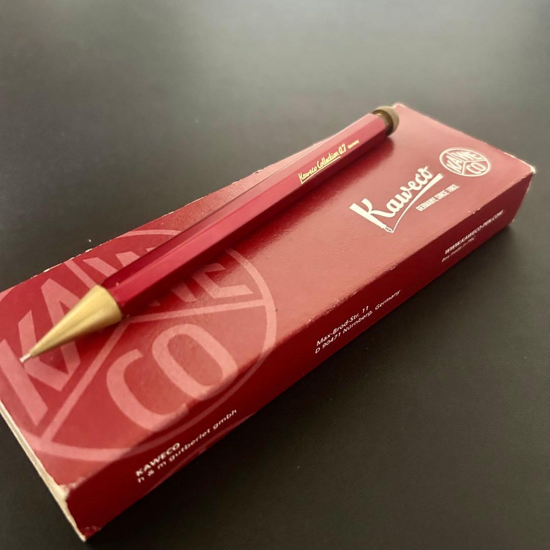 カヴェコスペシャル レッド