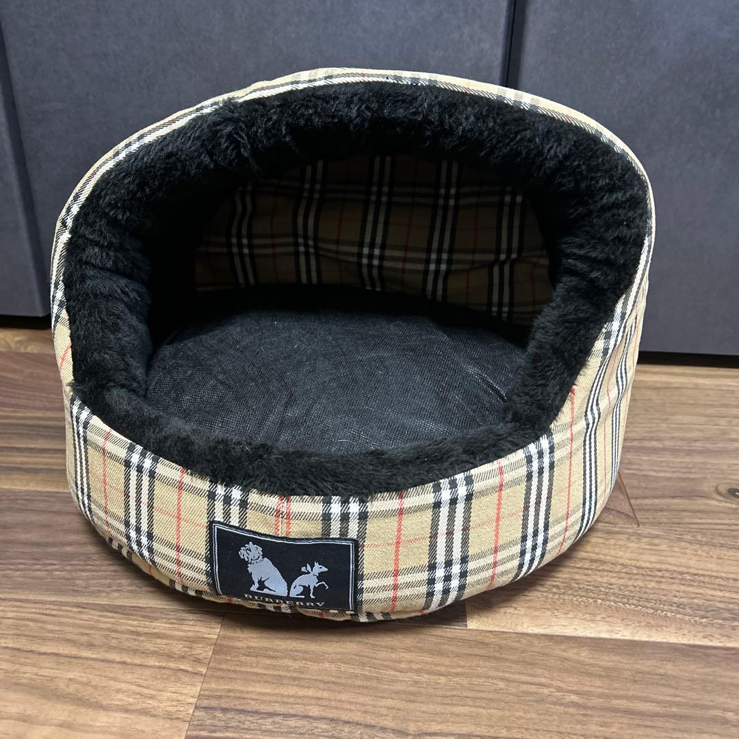 犬用チェック柄ドーム型ベッド
