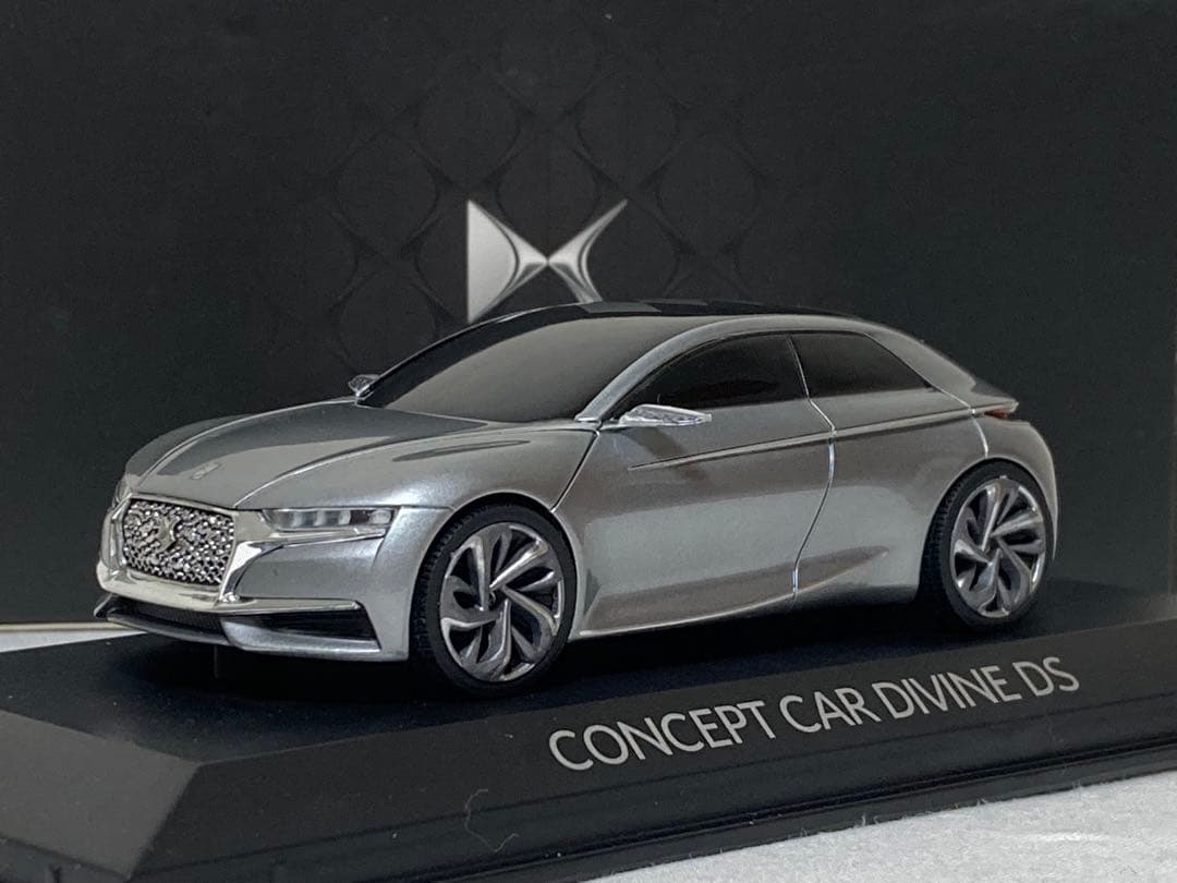 シトロエンDS コンセプトカー DIVINE DS ノレブ製1/43