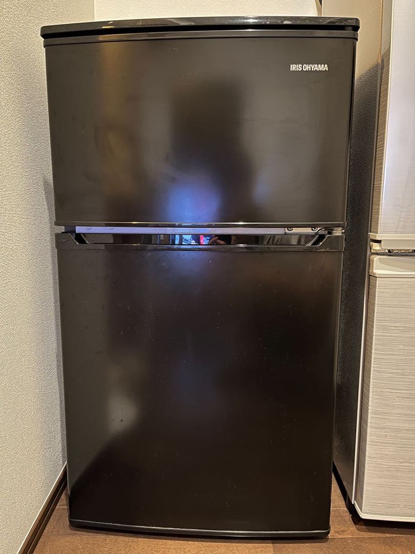 アイリスオーヤマ　単身用冷蔵庫 IRSD-9B-B 90L