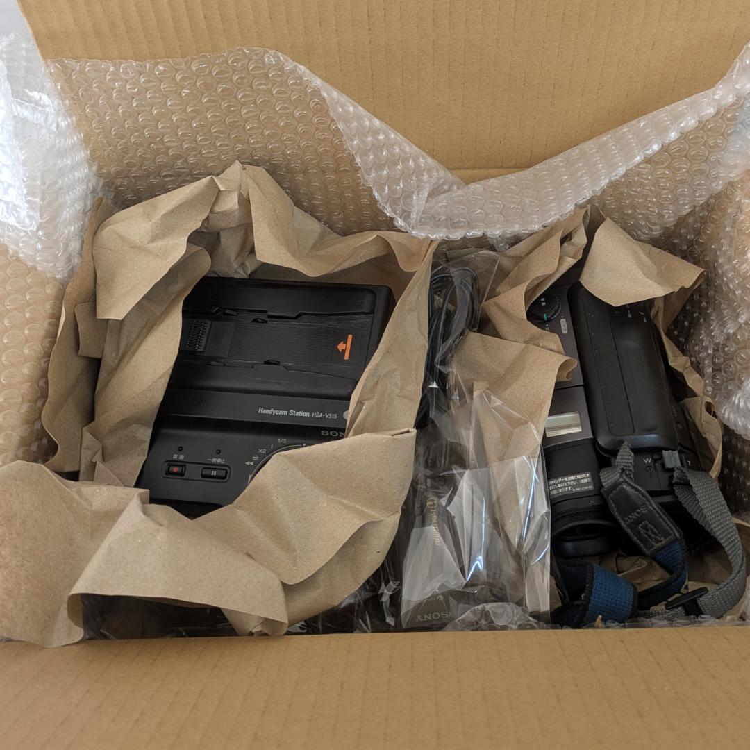 SONY CCD-TR11 8mm ハンディカム HSA-V515 他付属品あり