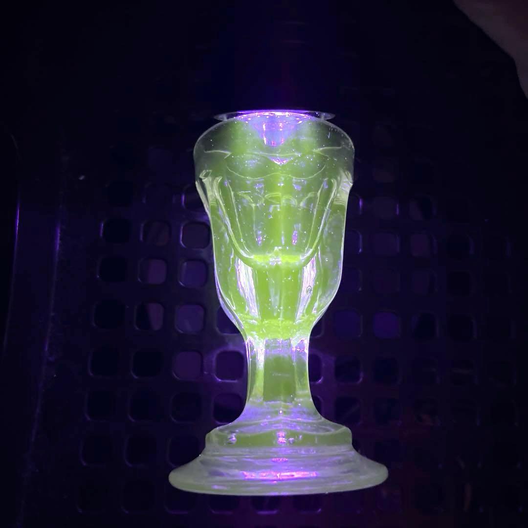 骨董　時代ガラス　厚底　トロンプルイユ　リキュールグラス　盃　酒器　ウラン①