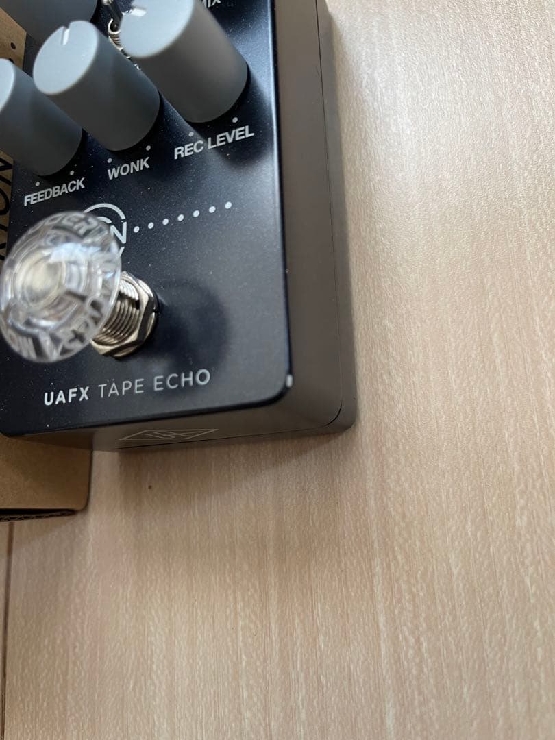 ギター UAFX Orion TAPE ECHO