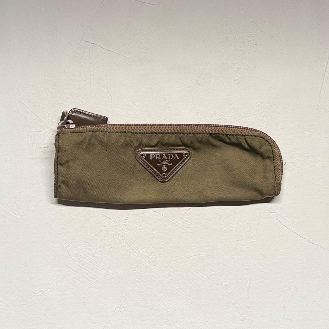 PRADA ペンケース “vintage”