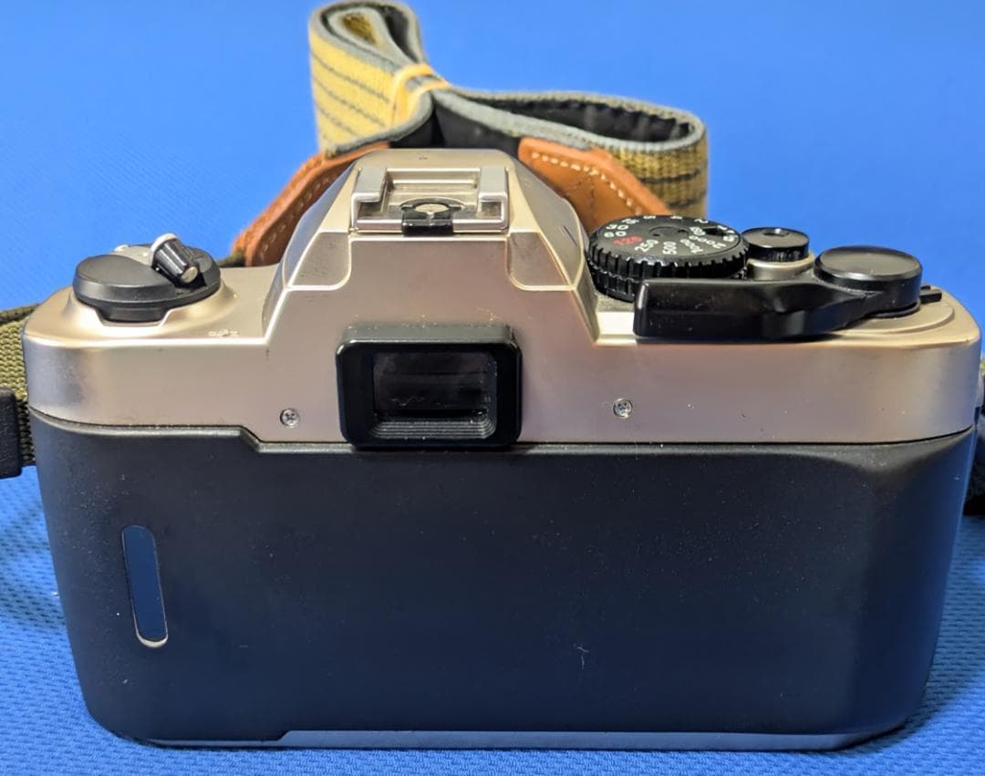 値下！極上美品 往年の名機 nikon FM10 & 軽めの望遠 35-105