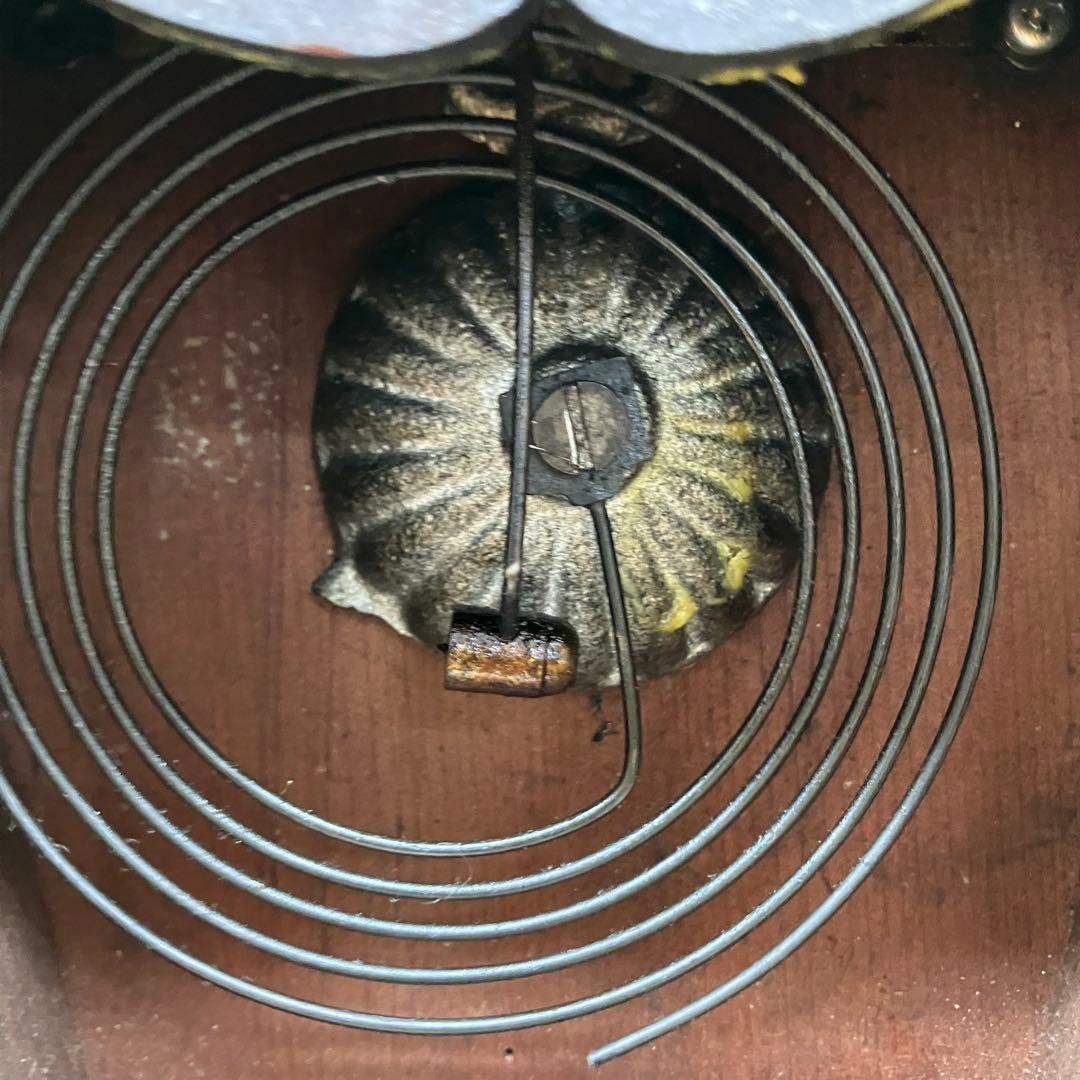 ①TRADE MARK 掛け時計　振り子時計　ゼンマイ式　※現状渡し