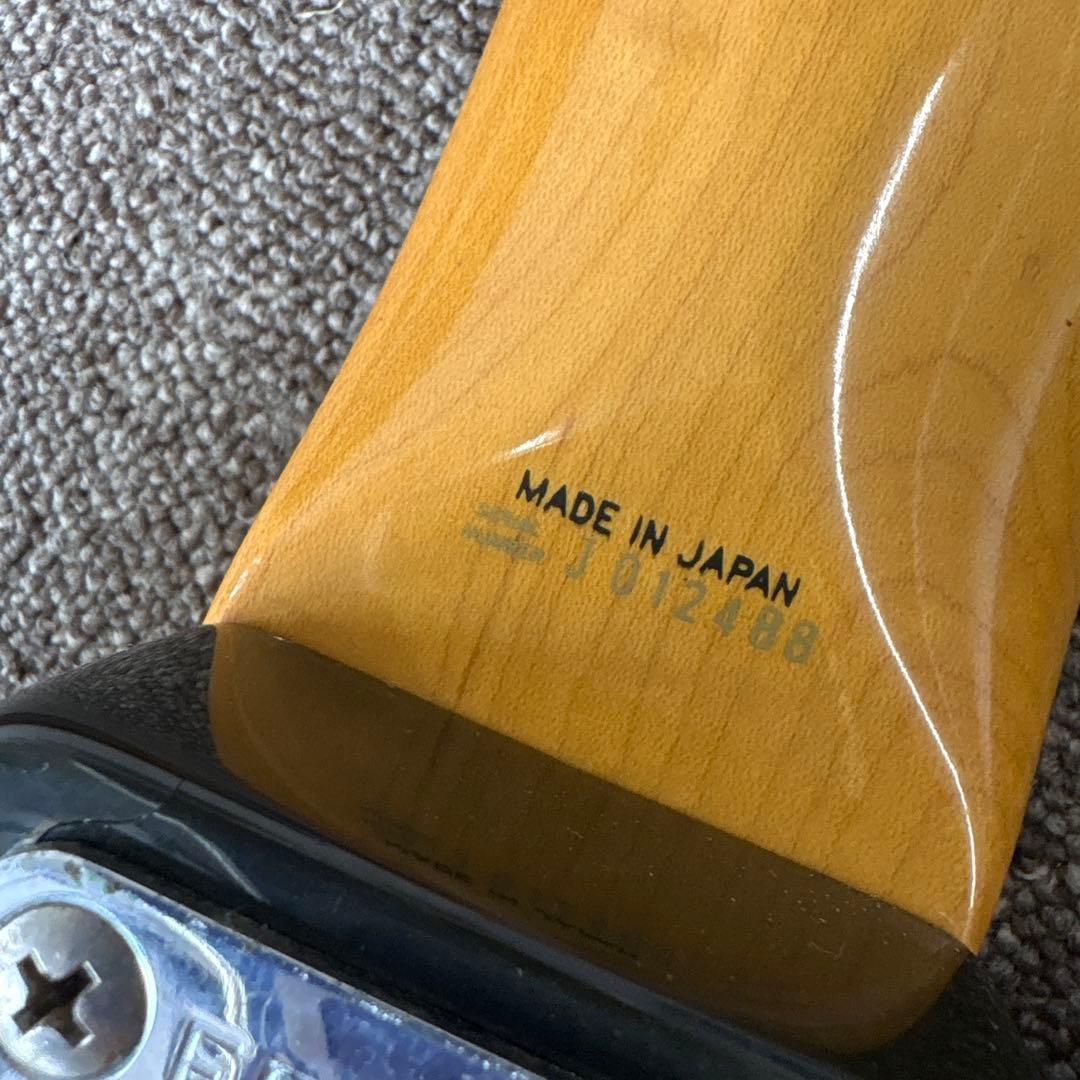 フェンダー　ジャパン　プレシジョンベース　Jシリアル