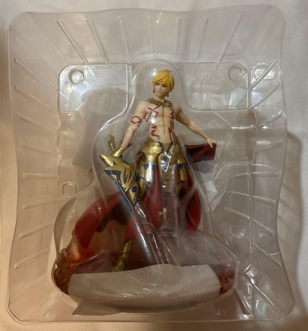 FGO ギルガメッシュ　1/8スケールフィギュア