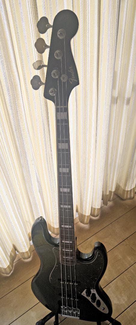 ベース Fender Japan limited 66 Jazz Bass .