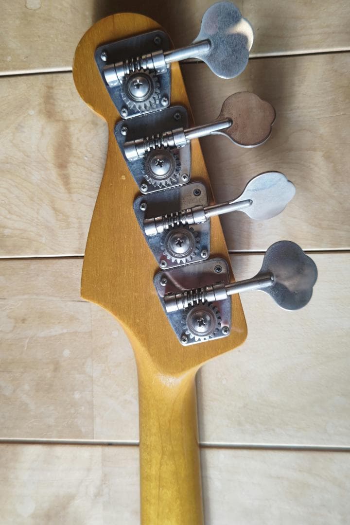 ベース Fender Japan limited 66 Jazz Bass .