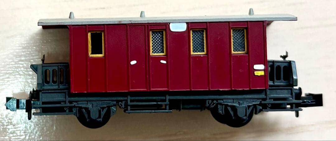 Nゲージ 北欧のミニ列車セット（DSBドッグノーズ機関車、タンク車、客車）