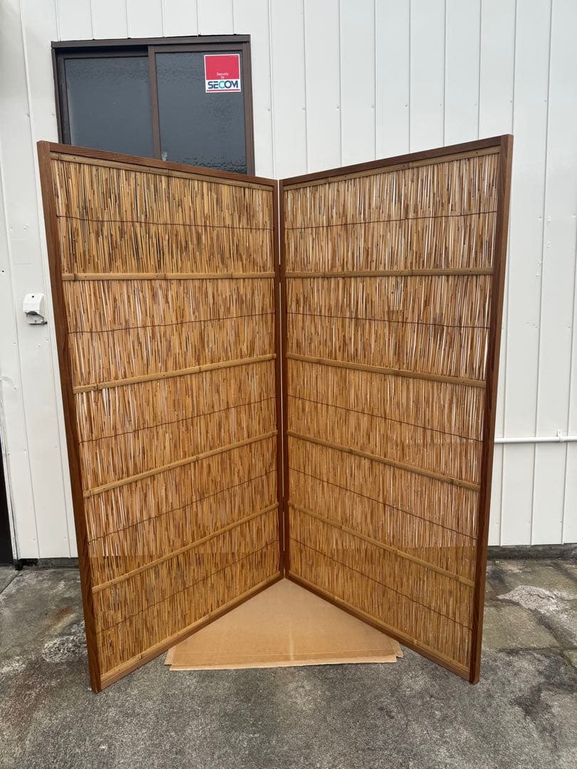 花寄屏風　2枚折　保管箱あり　(高さ約164㎝ 2連幅176㎝)