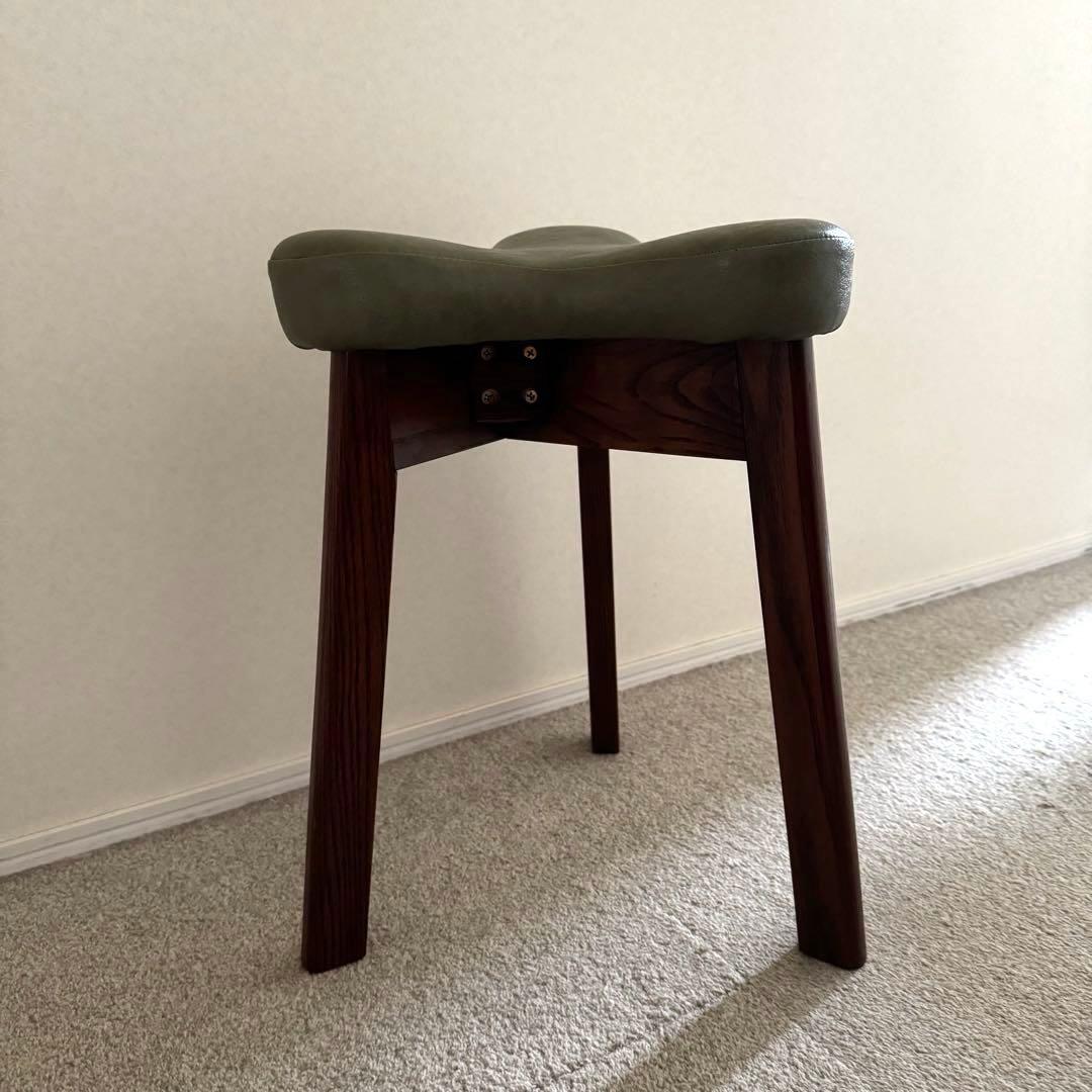 【美品】美姿勢 マタ美 スツール オリーブ