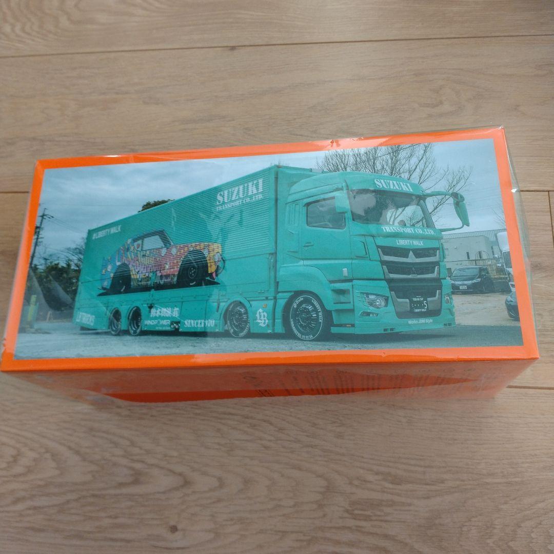 リバティウォーク　LBWK G.C.D LB―TRUCKS　ミニカー