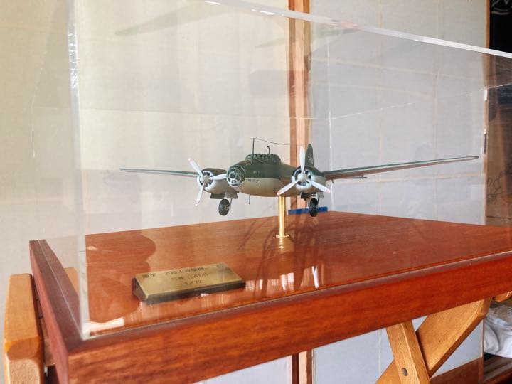 セール【希少】海軍一式陸上攻撃機　三菱G4M1模型　1/72 プラモデル