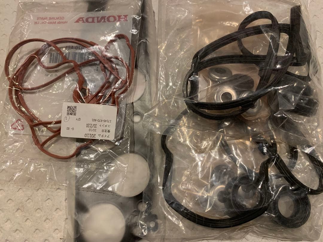 米国ホンダ オデッセイ　RL5 バルブカバー、インマニガスケットセット