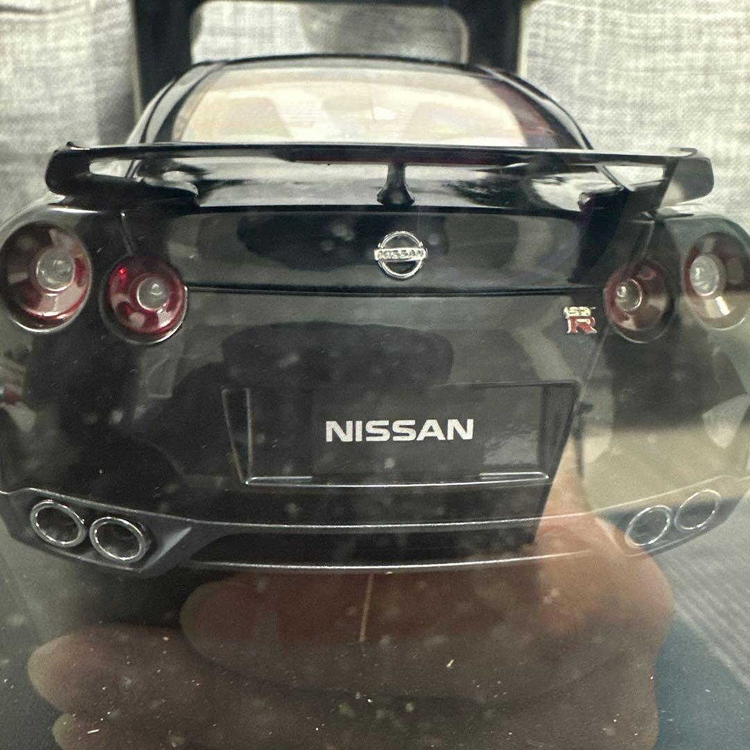 ミニカー AUTOart 1/18 77397NISSAN GT-R SUPER BLAK