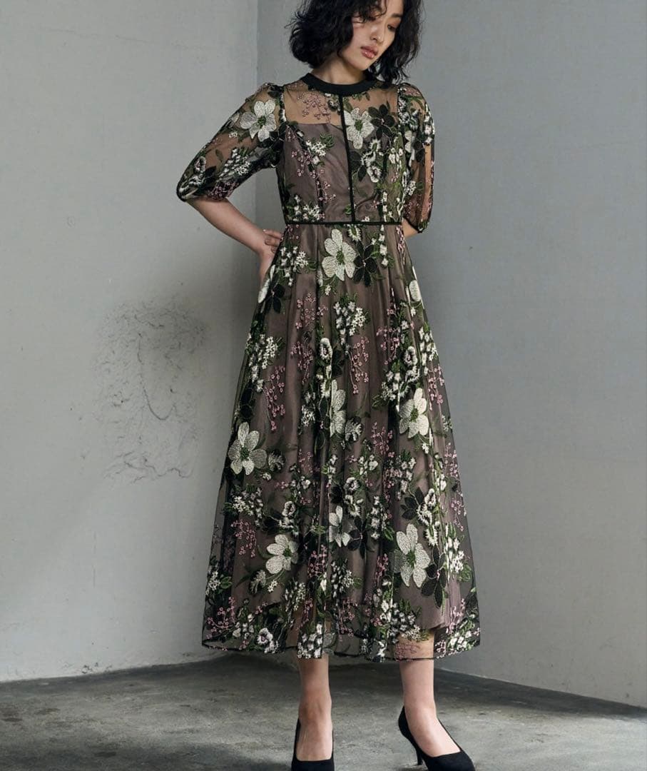 niana 花柄ドレス　ワンピース　お呼ばれドレス