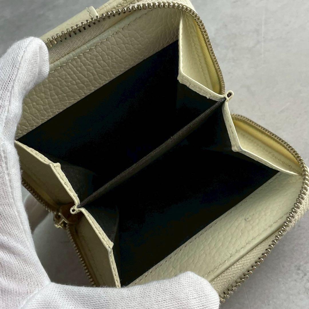 グッチ GUCCI 二つ折り財布 GGキャンバス コンパクト ジップ アイボリー