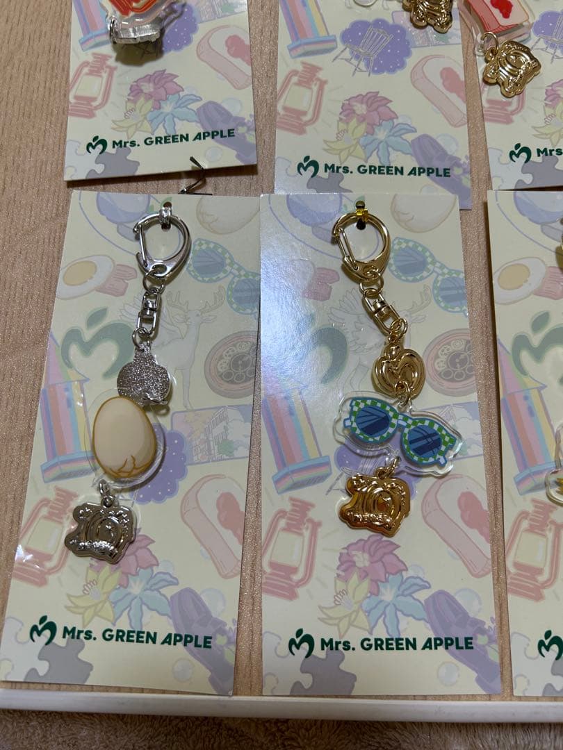 ち*ん様 Mrs. GREEN APPLE ポップアップ ランダムチャームキーホ