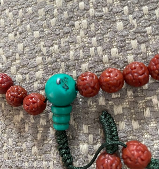 インド　ルドラクシャのネックレス　数珠