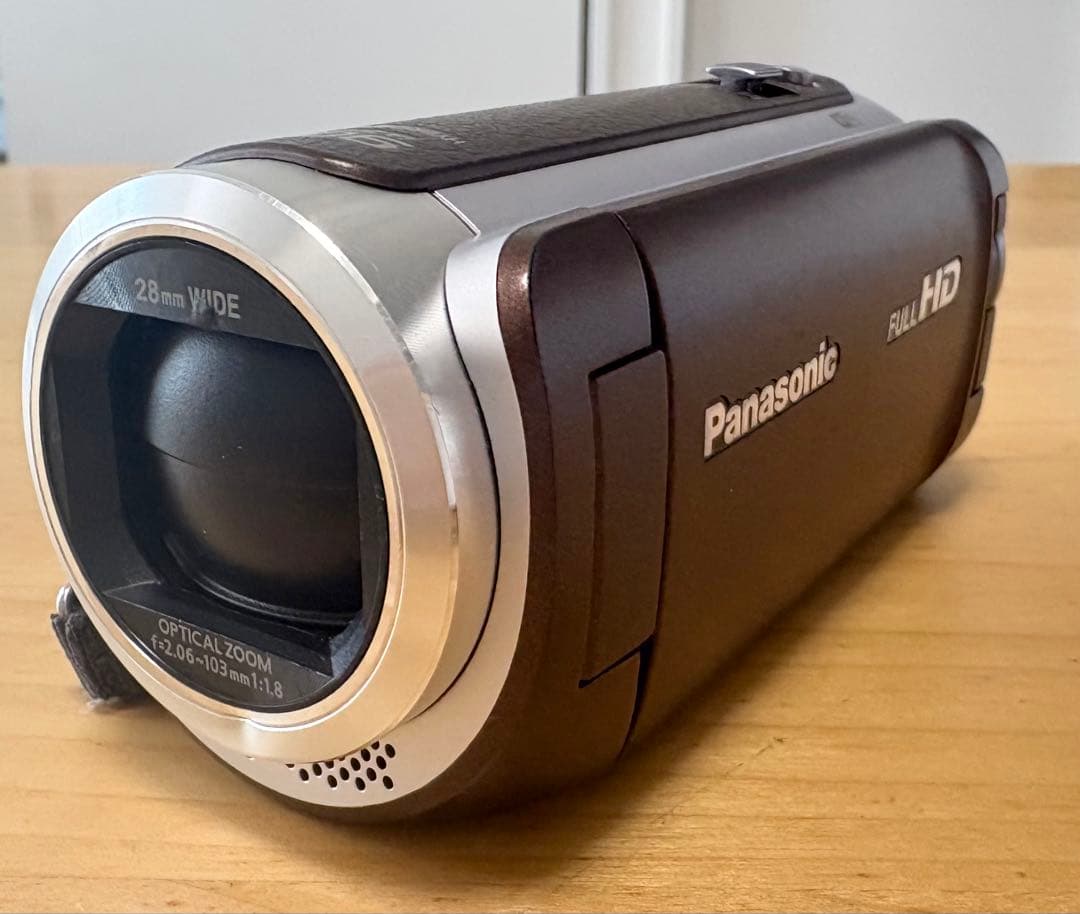 【ジャンク品】ビデオカメラ　Panasonic HC-W590M