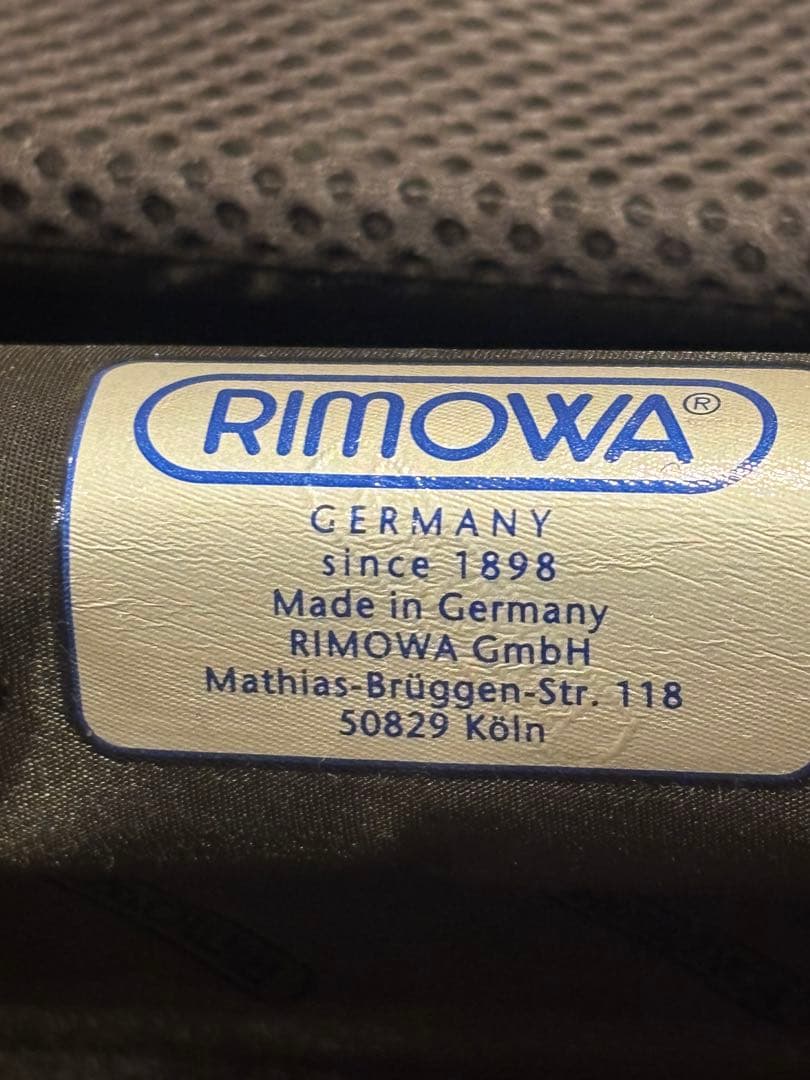リモワトパーズ　シャンパンゴールド　チタニウム 32L 美品　２輪　RIMOWA