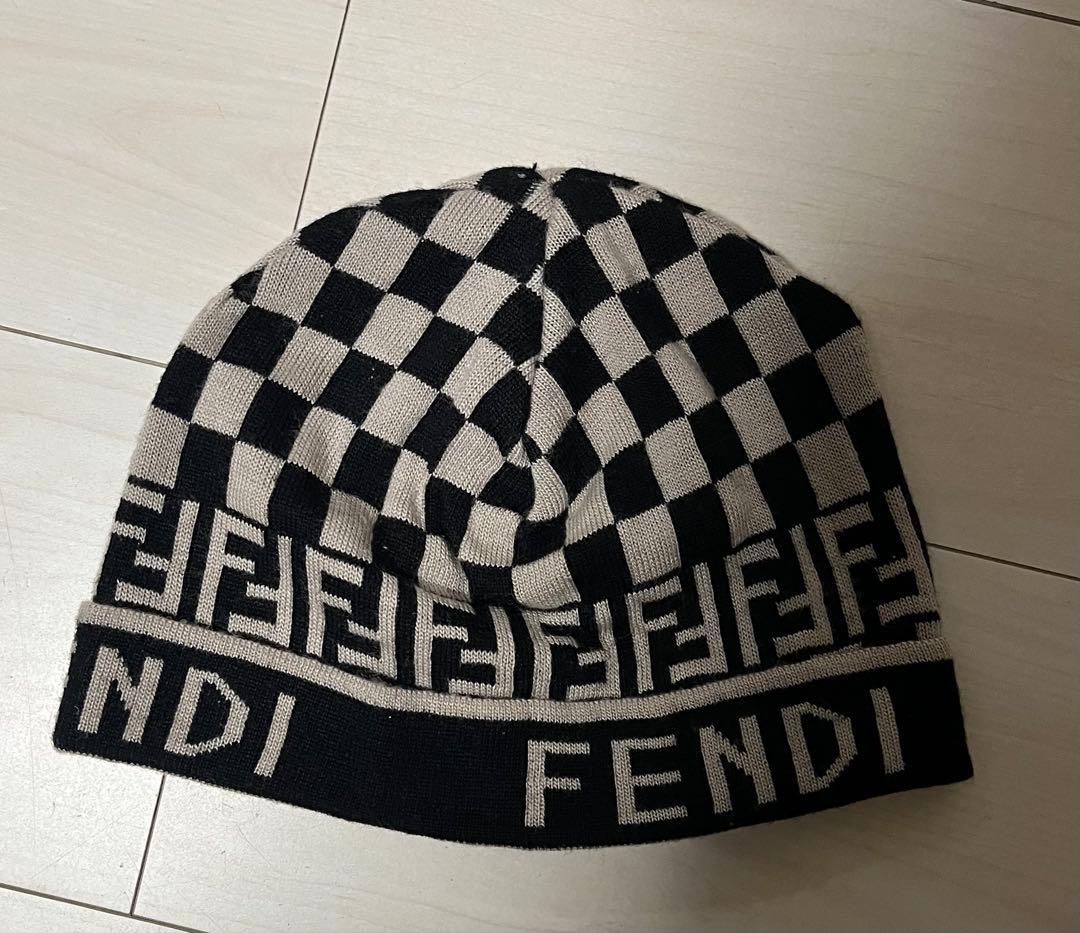 【おまけ付】FENDIチェック柄 ニット帽