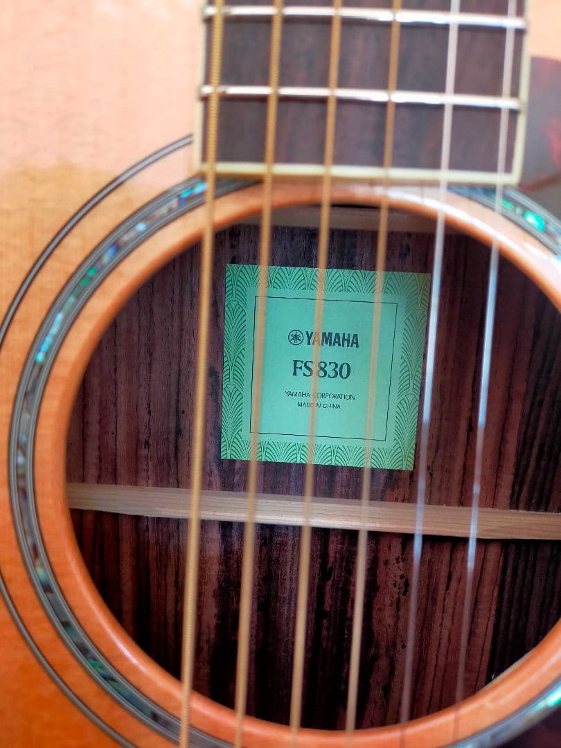 美品！YAMAHA アコースティックギター FS830 牛骨仕様！弦高調整済！