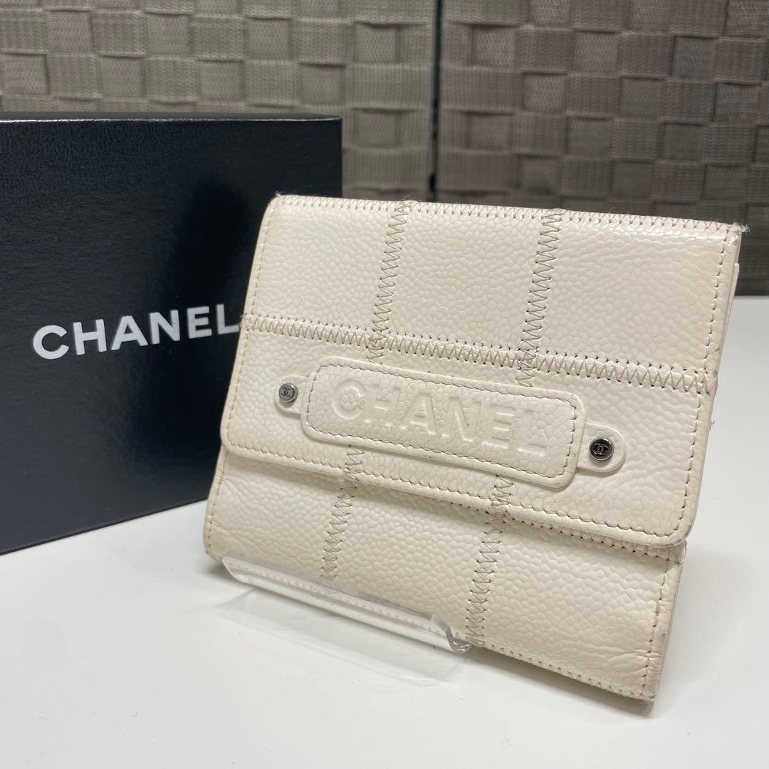 C*乃様 CHANEL ホワイト 二つ折り財布　チョコバー