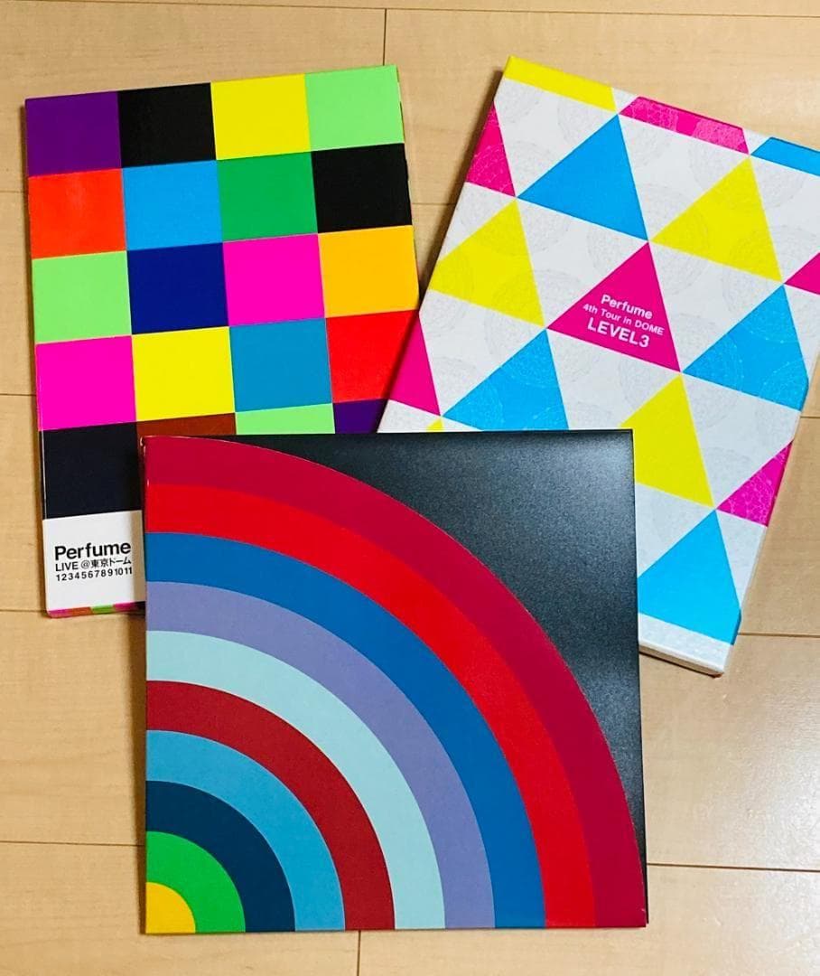 Perfume ライブツアー パンフレット ８セット（写真1-2枚目）