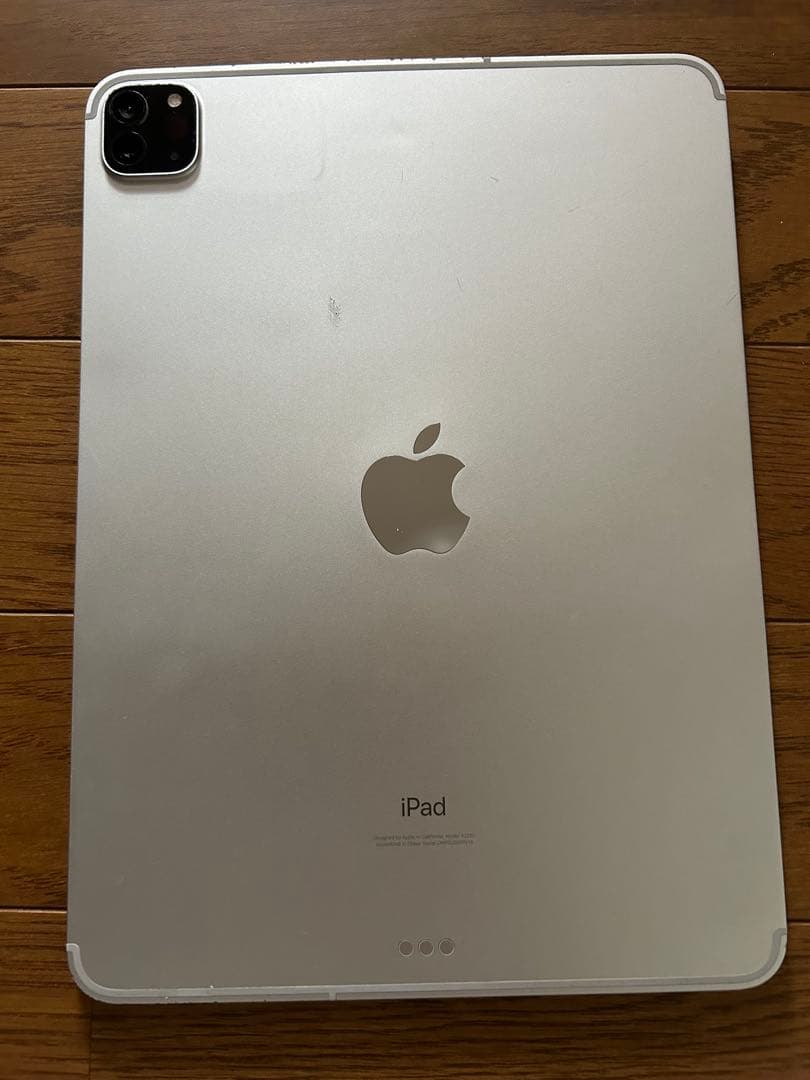 Apple iPad シルバー 本体　美品　送料無料　128GB