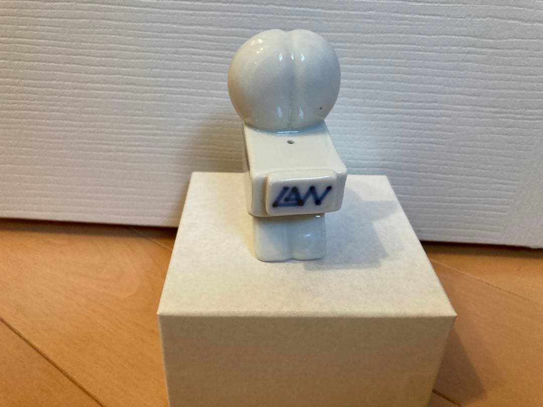 ループウィラー 上出長右衛門窯謹製 水滴うさぎ