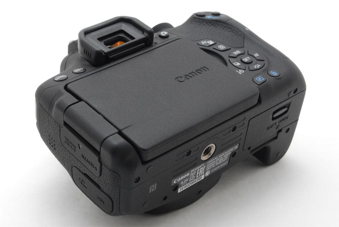 ✨極美品✨キャノン Kiss X8i❤️ショット数わずか296回！！