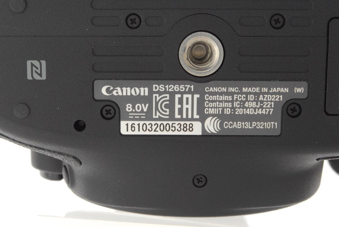 ✨極美品✨キャノン Kiss X8i❤️ショット数わずか296回！！