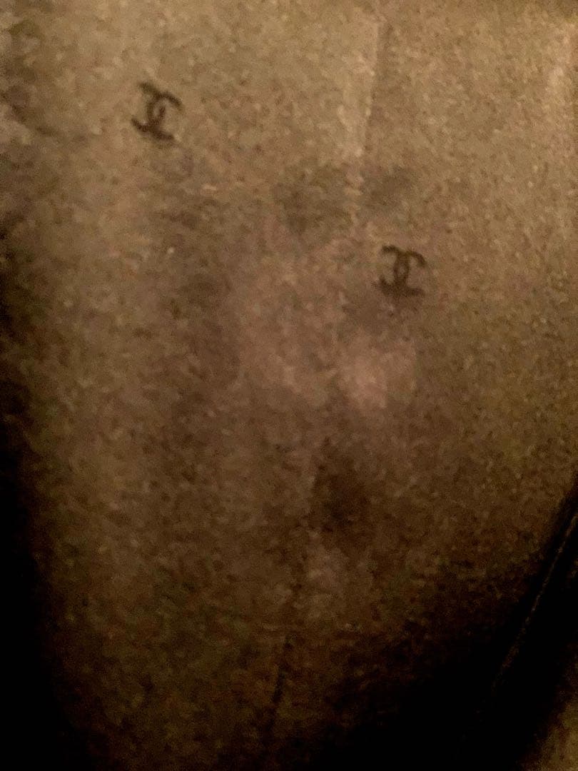 シャネル　CHANEL 黒 ボタン付きタイトスカート　44