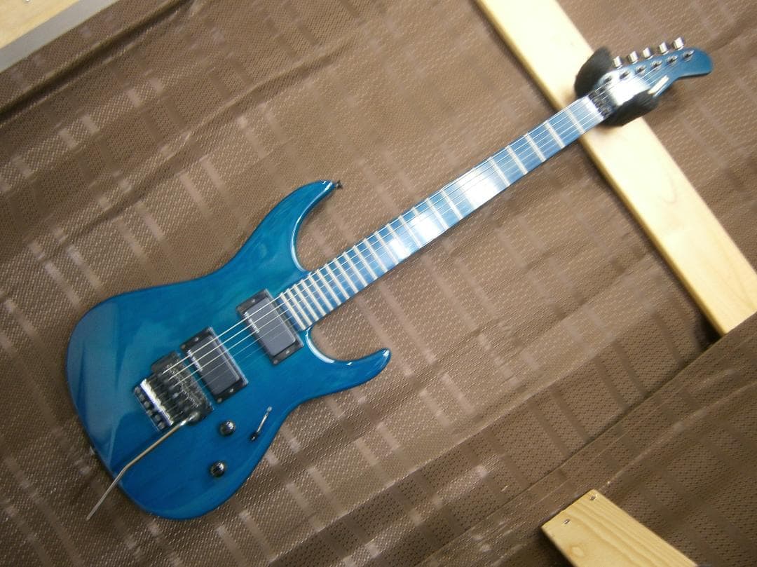 最終棚卸特価・フェルナンデス＜FR-75＞指板ボディ同色タイプ・FGI・90年代