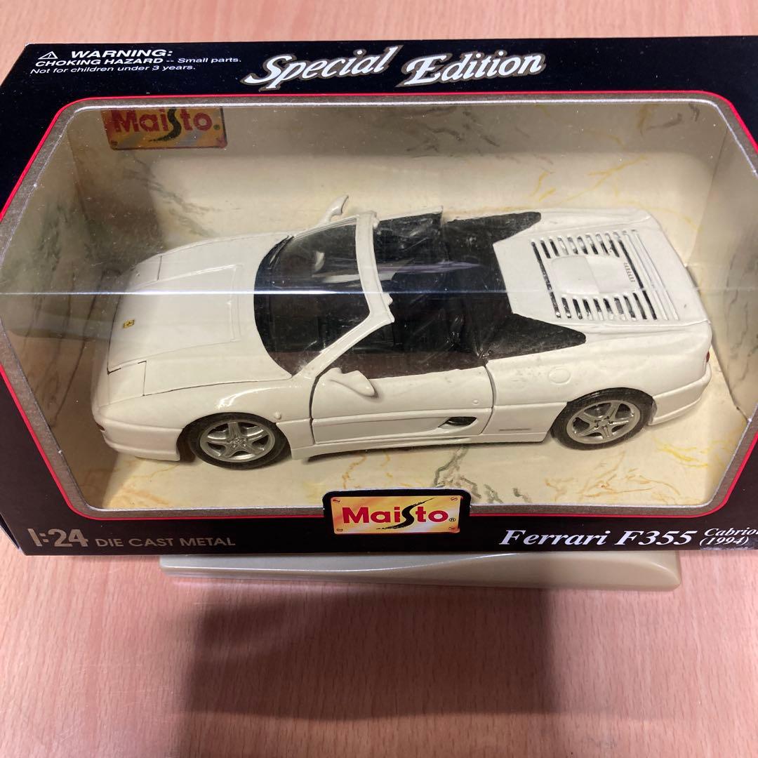 Maisto Ferrari 3台、ランボルギーニ シボレーの5台