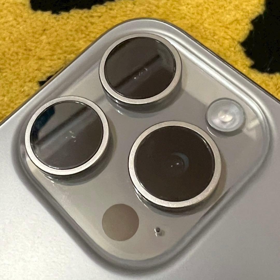 【美品】 iPhone 15 Pro MTQF3ZA/A 512GB 香港版