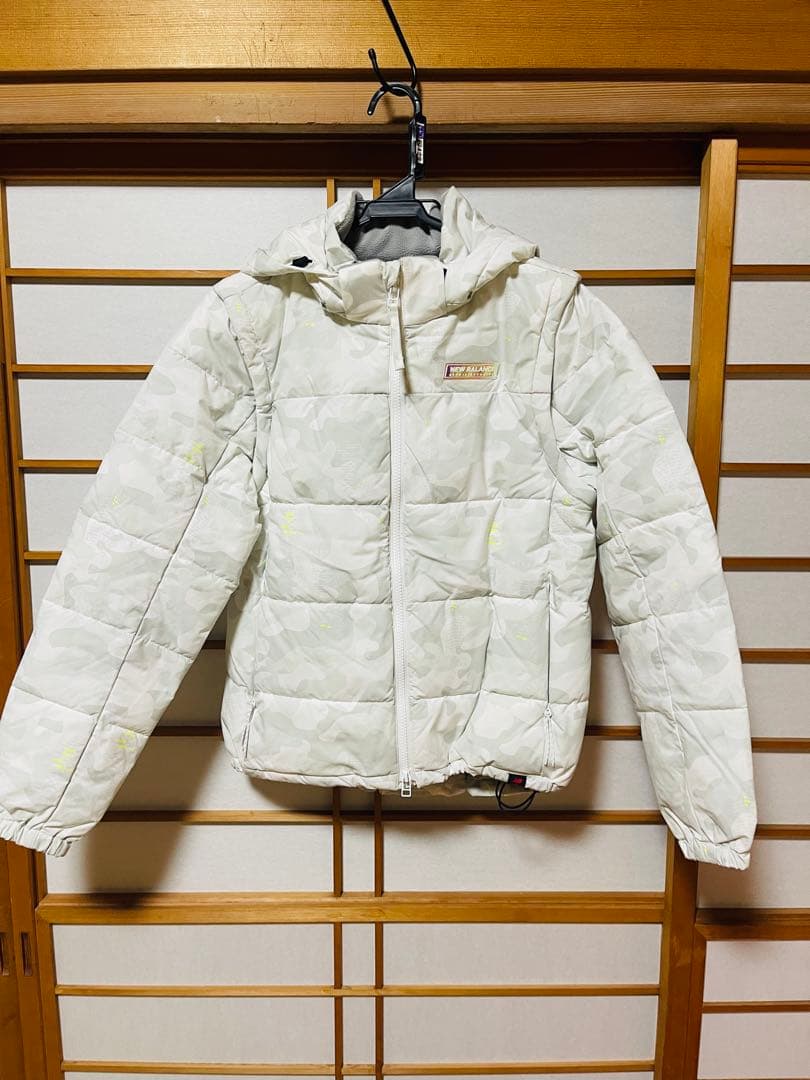 売切値下！美品　ニューバランス NB ゴルフダウンジャケット迷彩　白　size1