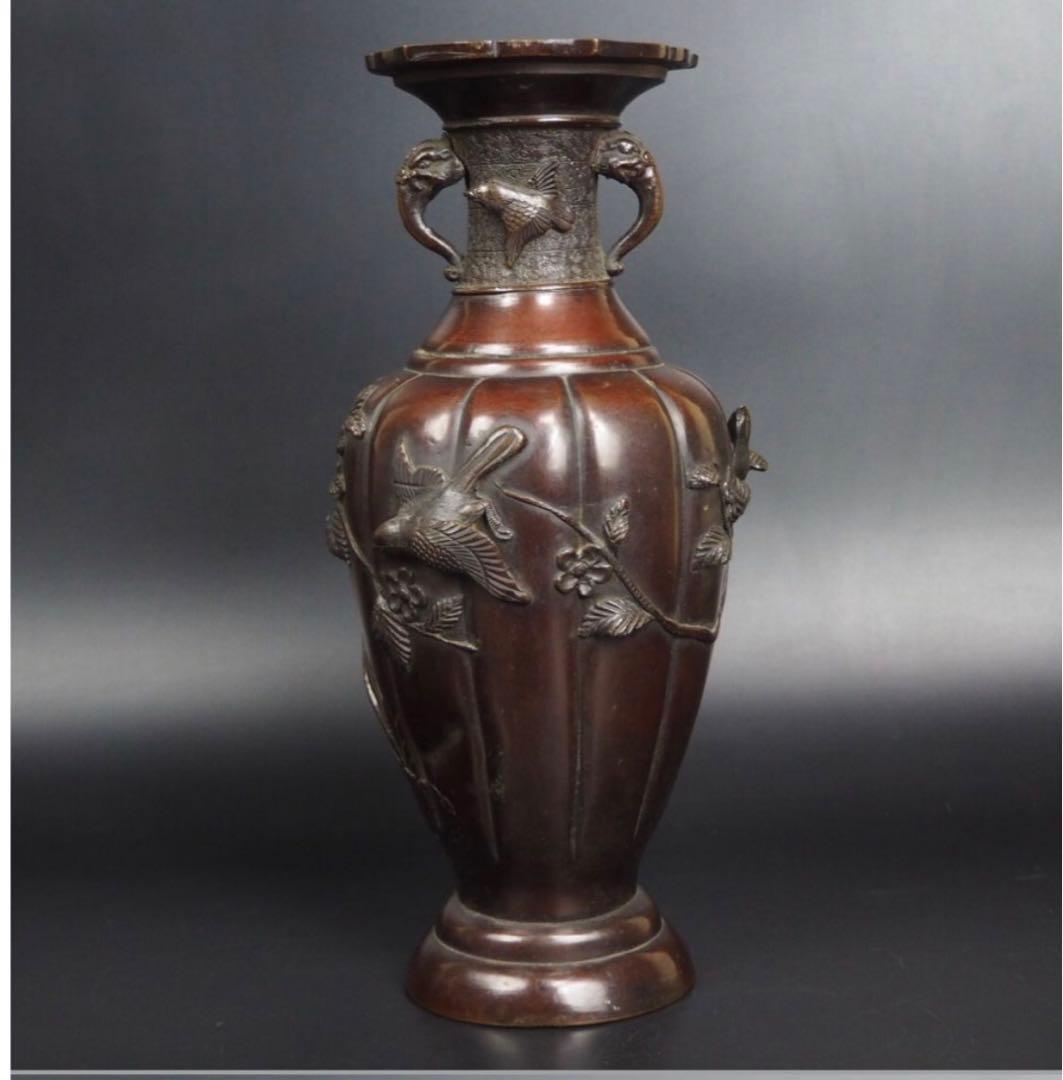 送料無料　明治時代　盛上げ花鳥紋彫金花瓶　秀逸作　★希少★高30ｃｍ