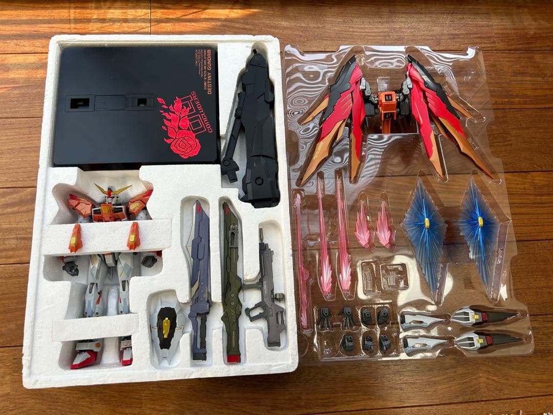 L BUILD デスティニーガンダム　ハイネ　メタルビルド