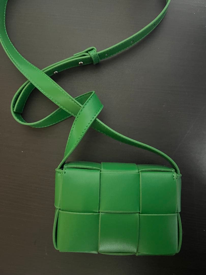 BOTTEGAショルダーバッグ