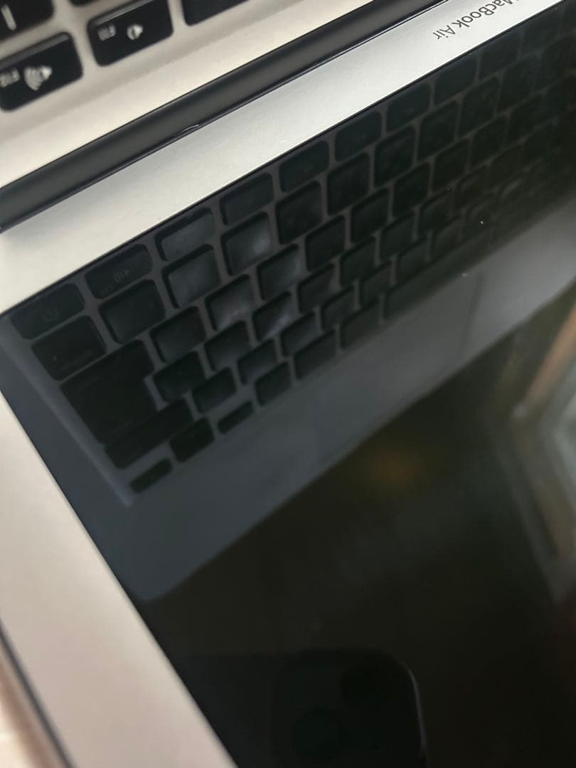 Apple MacBook Air シルバー 2012 13inch 256gb