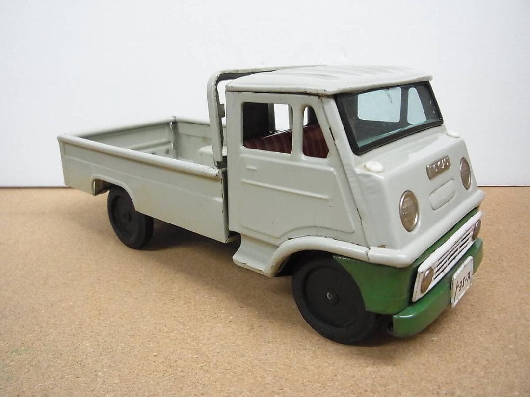 ブリキ　トヨエース　当時もの