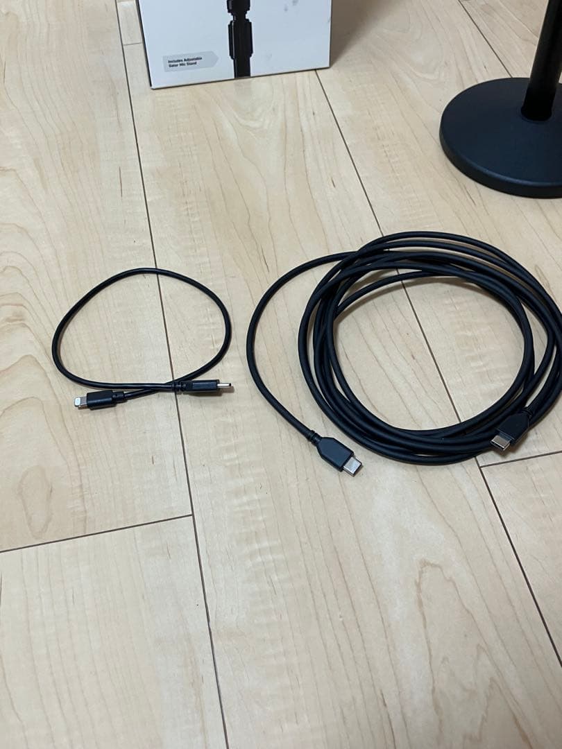 SHURE MV7+-K-BNDL-J ポッドキャストマイクロホン おまけ付