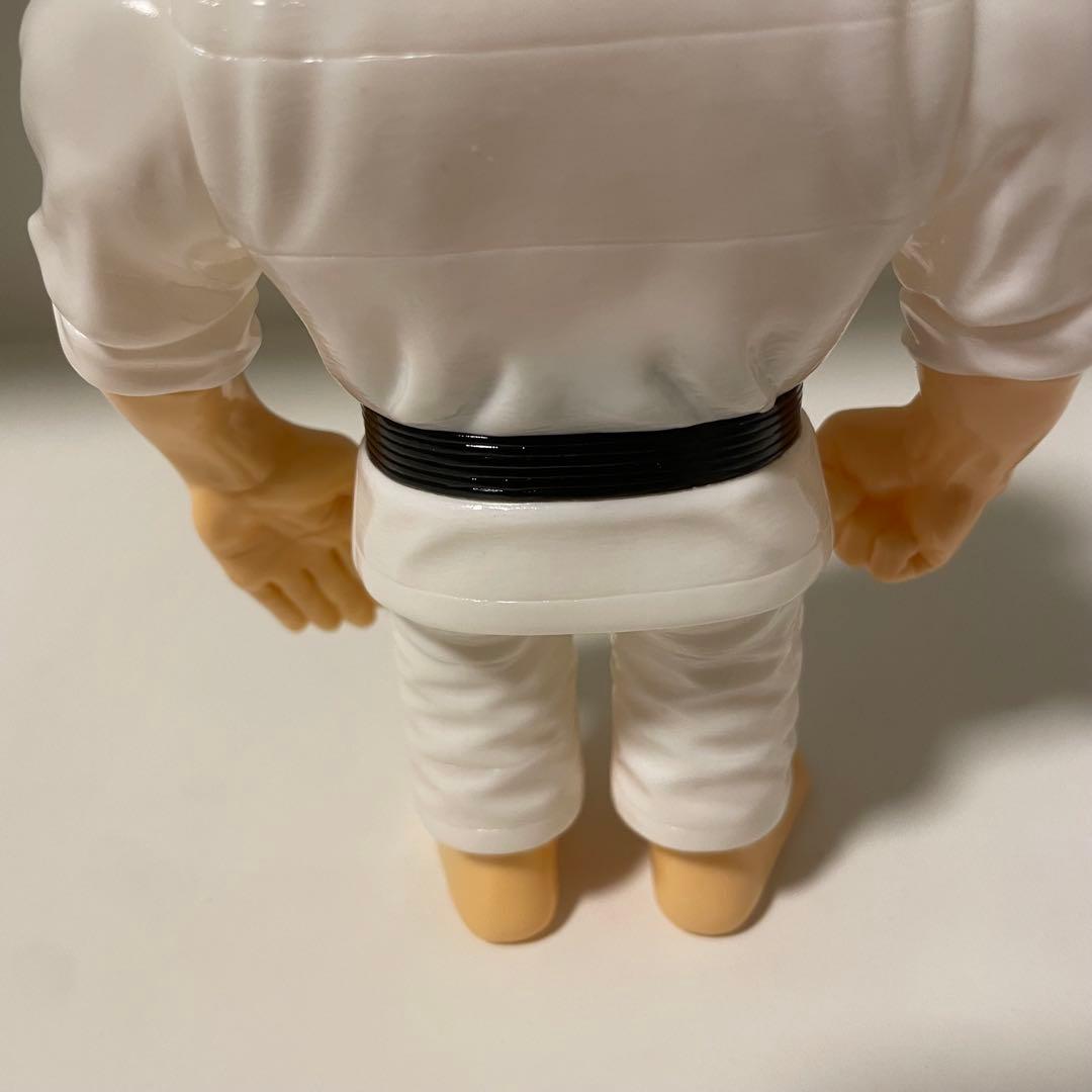 刃牙　愚地独歩　ソフビ　レッドシャーク 美品