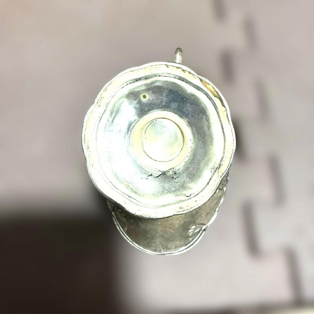 ヴィンテージ シルバープレート シュガー ポットエンボス加工のバラ