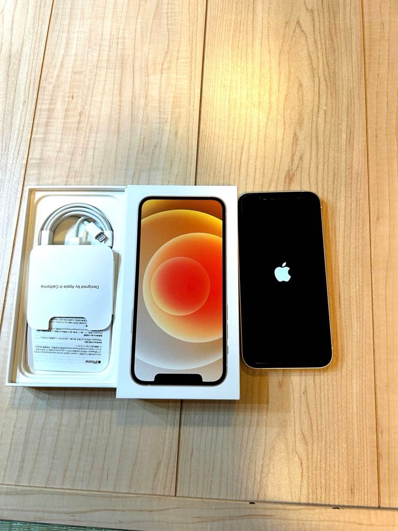 ︎⭐︎iPhone 12 ホワイト 64 GB⭐︎⭐︎